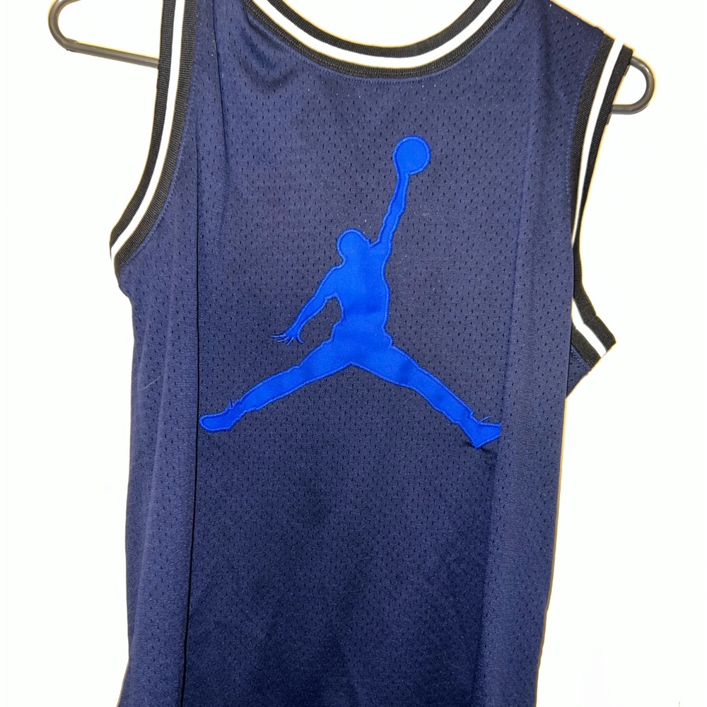 Jordan XL boys jersey